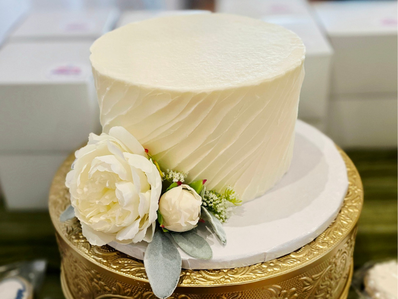 rough iced one tier wedding cake